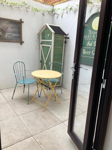 Rovers' Retreat Whitby George Street Екстериор снимка